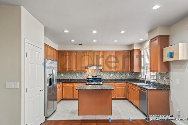 Building Photo - 2677 Corde Terra Cir