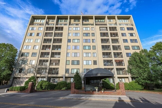 Building Photo - 55 River Rd