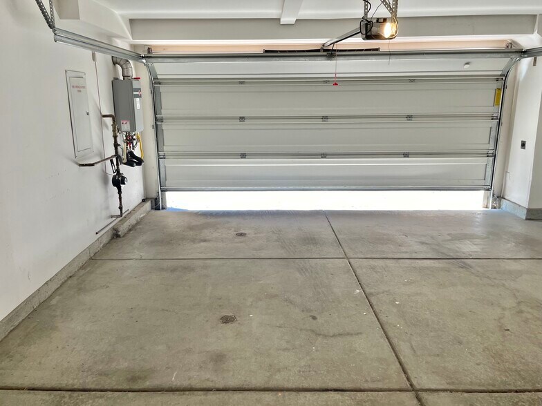 2 car garage - 6 Jenkins Dr