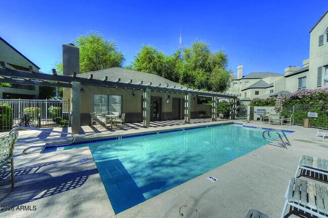 Building Photo - 100 E Fillmore St