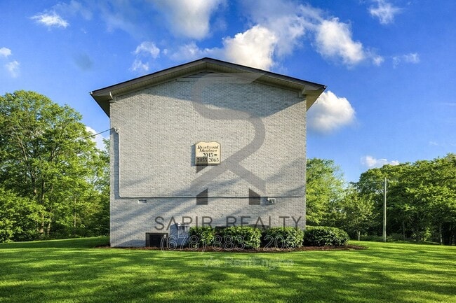 Building Photo - 2045 Alison Ct SW