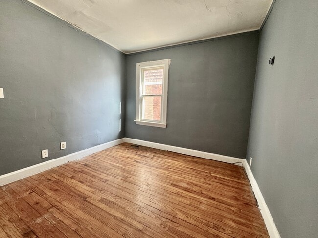 Building Photo - 3625 Bedford St