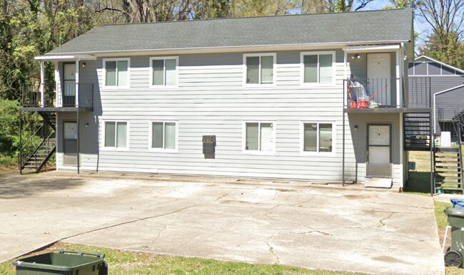 Primary Photo - 315 Edward St