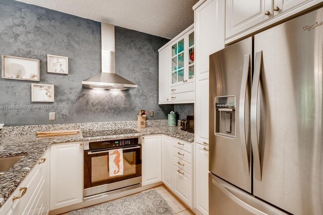 Building Photo - 11675 Berry Dr