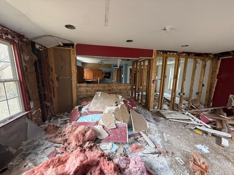 Building Photo - 3305 Franor St