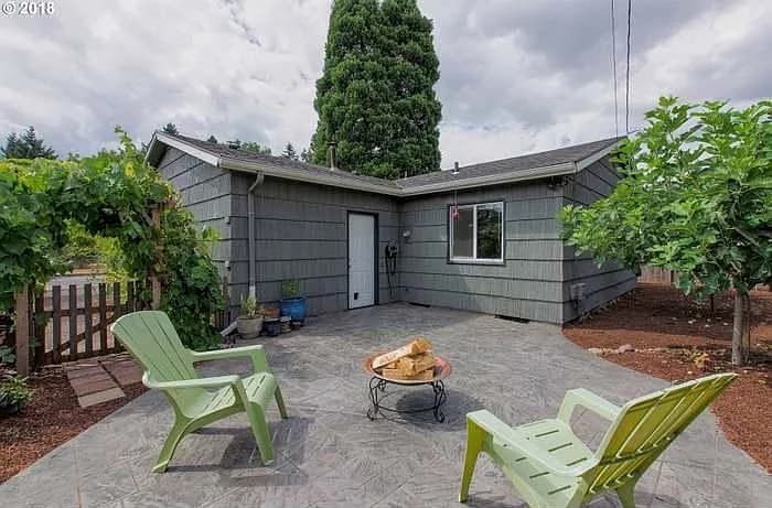Building Photo - 4720 SE 108th Pl