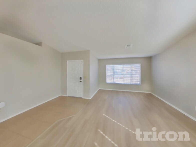 Building Photo - 6219 W North Ln