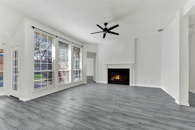 Building Photo - 1010 Westwood Ct