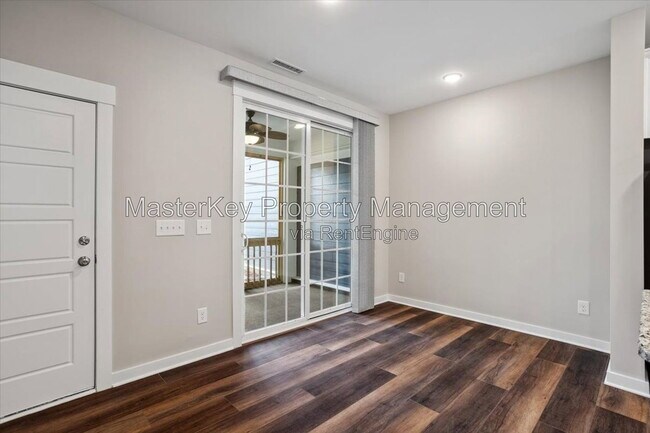 Building Photo - 461 Rally Point Pl