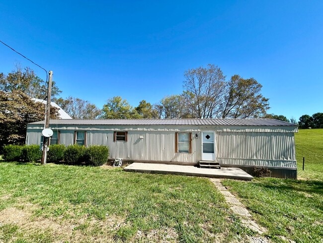 Primary Photo - 2 Bedroom In Mount Sterling!