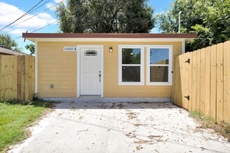 Building Photo - 10302 Sierra Dr