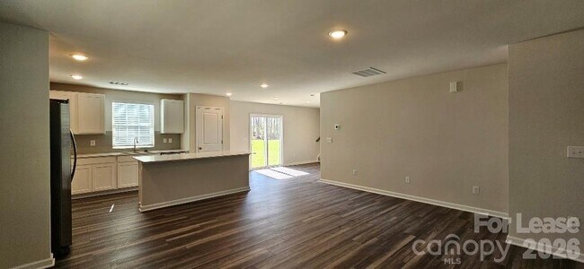 Building Photo - 1615 Cannonball Ln