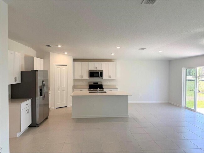 Building Photo - 5300 Dagenham Dr