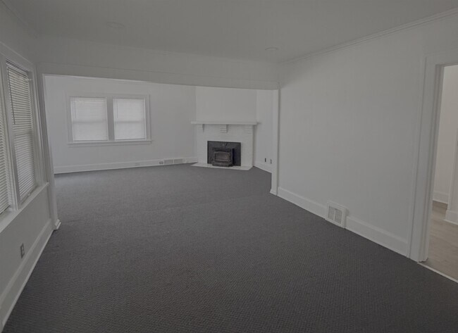 Building Photo - 1812 Huffman Blvd