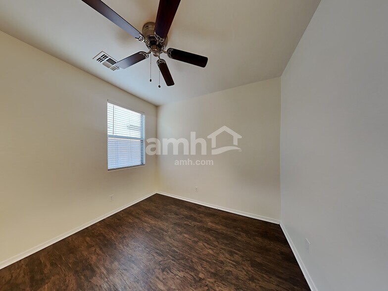 Building Photo - 18134 W Purdue Ave