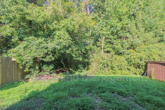 Building Photo - 8811 Kellum Dr