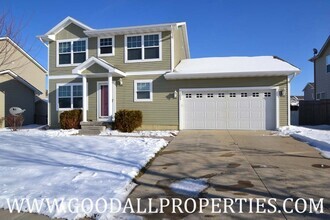 Building Photo - 3 Bedroom, 2.5 Bath Home in Waukee