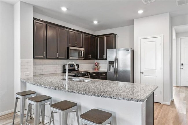 Building Photo - 5808 Livorno Cove