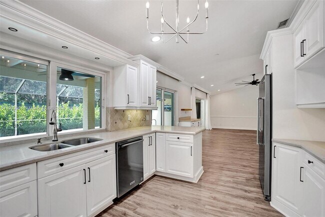 Building Photo - 3801 NW 27th Ave