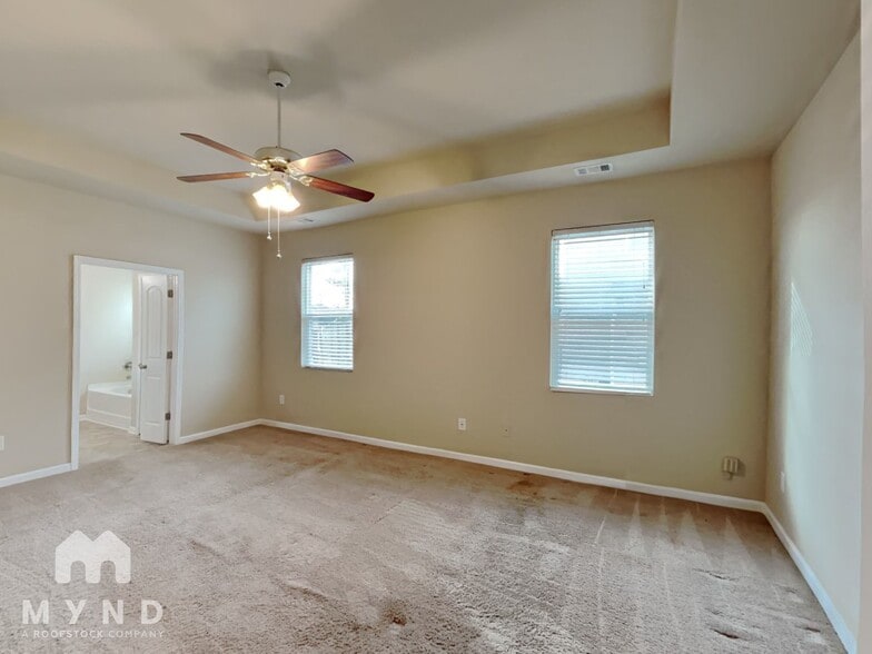 Building Photo - 116 Laurelcrest Ln