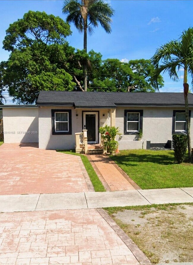 Building Photo - 15121 NW 29th Ave