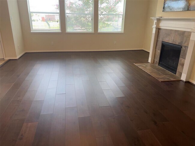 Building Photo - 3930 Medici Ct