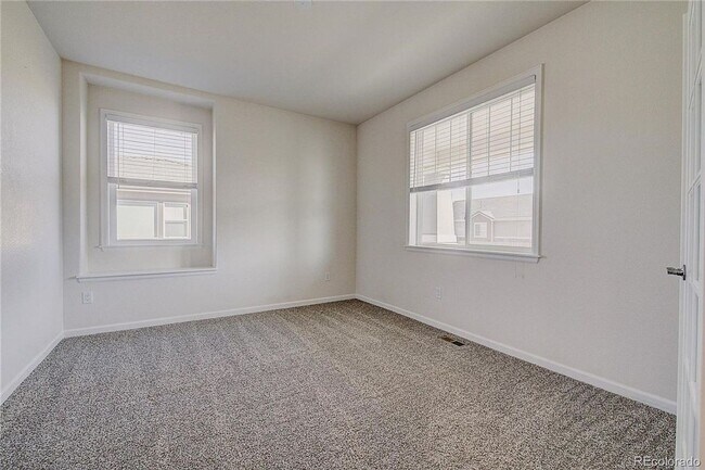 Building Photo - 11475 Helena St