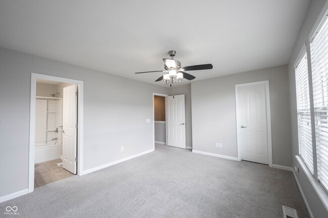 Building Photo - 12780 Tamworth Dr
