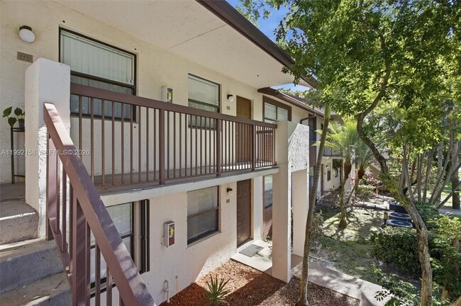 Building Photo - 9994 Nob Hill Ct