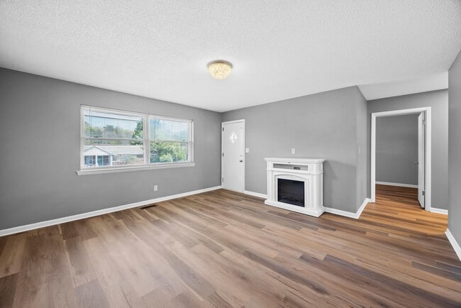 Building Photo - Charming 2 Bedroom in Hixson! Pet Friendly!