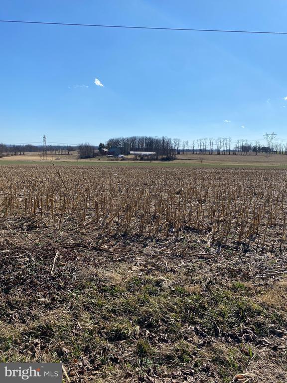 Building Photo - 11 Creeks Edge Rd