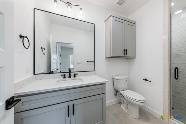 Building Photo - 158 S Academy Ave