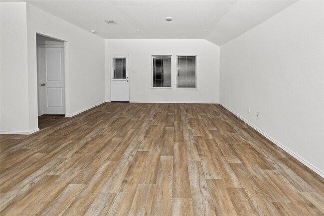 Building Photo - 4227 Bedwyn Bay Dr