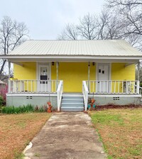 Building Photo - 2 bed, 1 bath home in Opelika