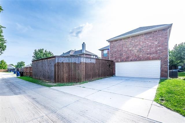Building Photo - 13598 Valley Mills Dr