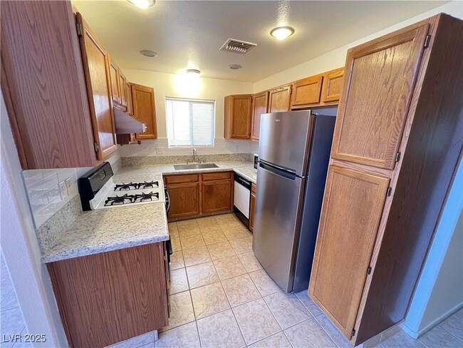 Building Photo - 5835 Chisolm Trail