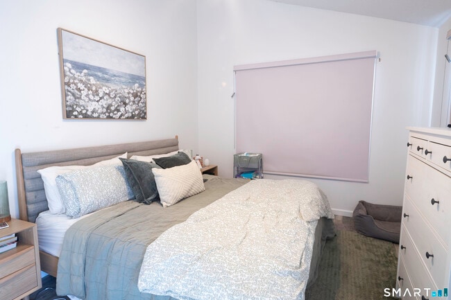 Building Photo - 150 Prospect St