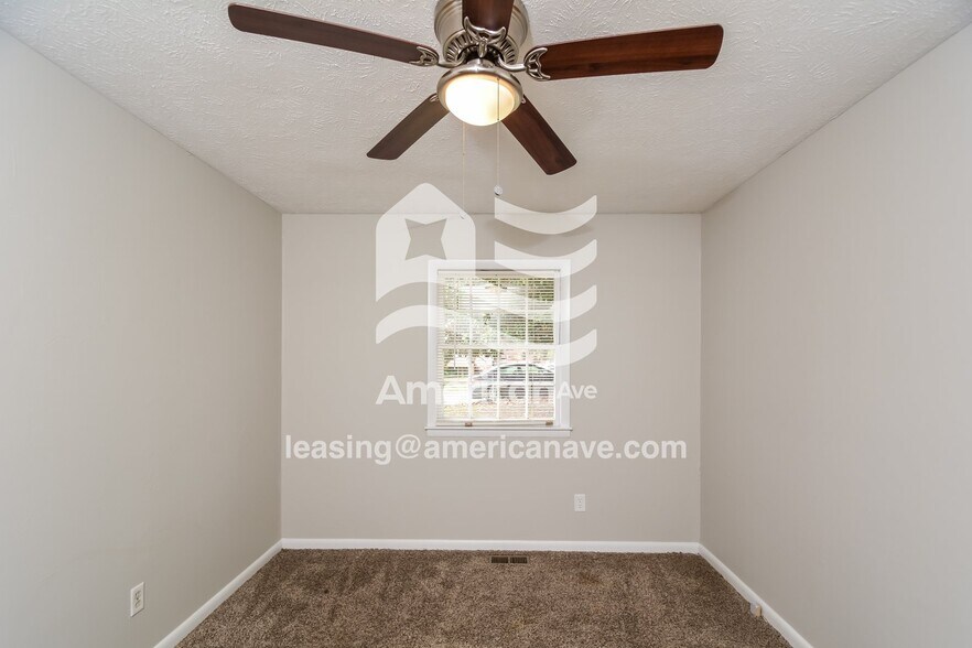 Building Photo - 3415 Calkin St