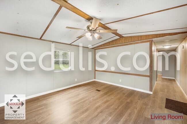 Building Photo - 354 Frankie Ln