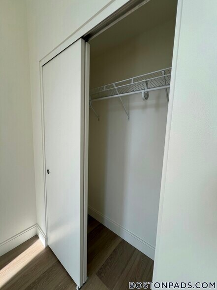 Building Photo - 1079 Commonwealth Ave