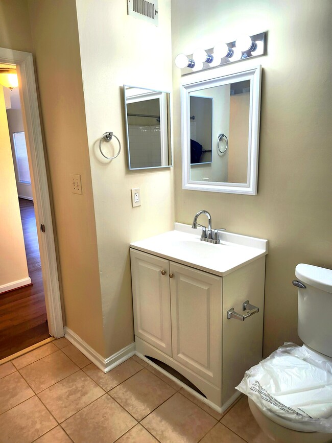 Bathroom 1 - 10404 Beacon Ridge Dr