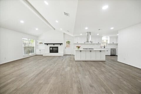 Building Photo - 1202 Walnut Bend Ln