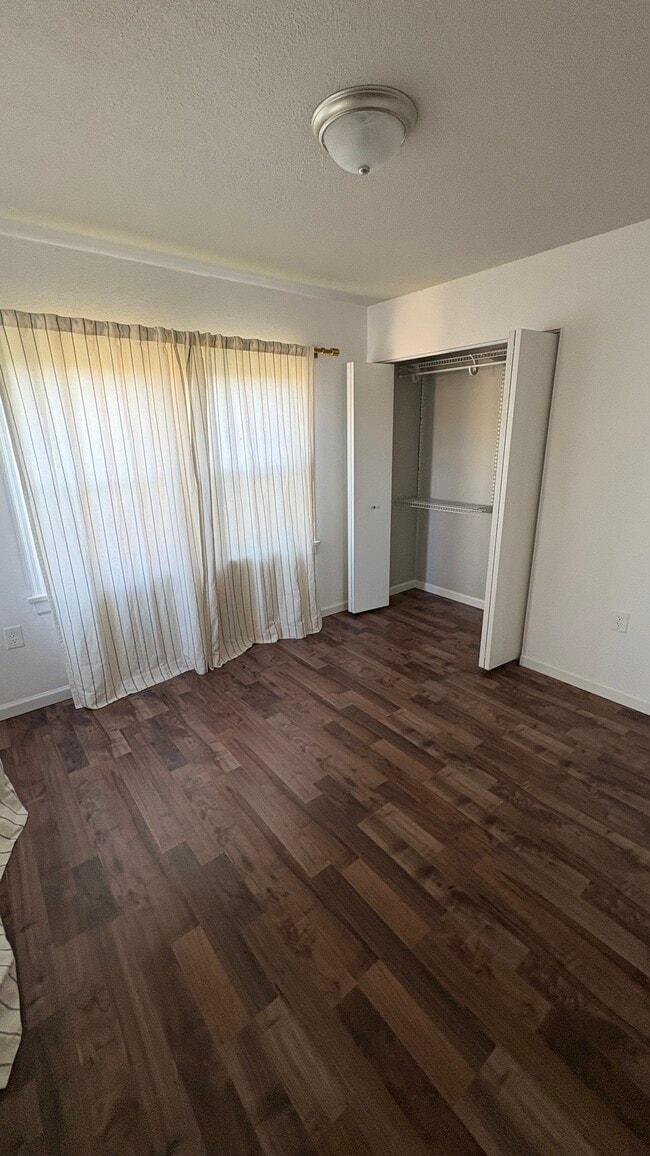 Building Photo - 1956 Lowell Ave