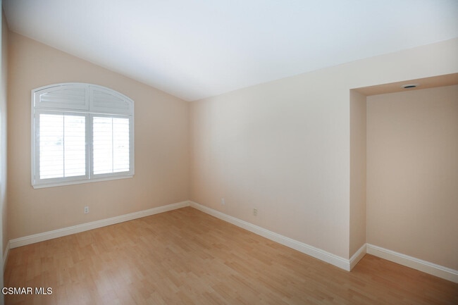 Building Photo - 1811 Fox Springs Cir