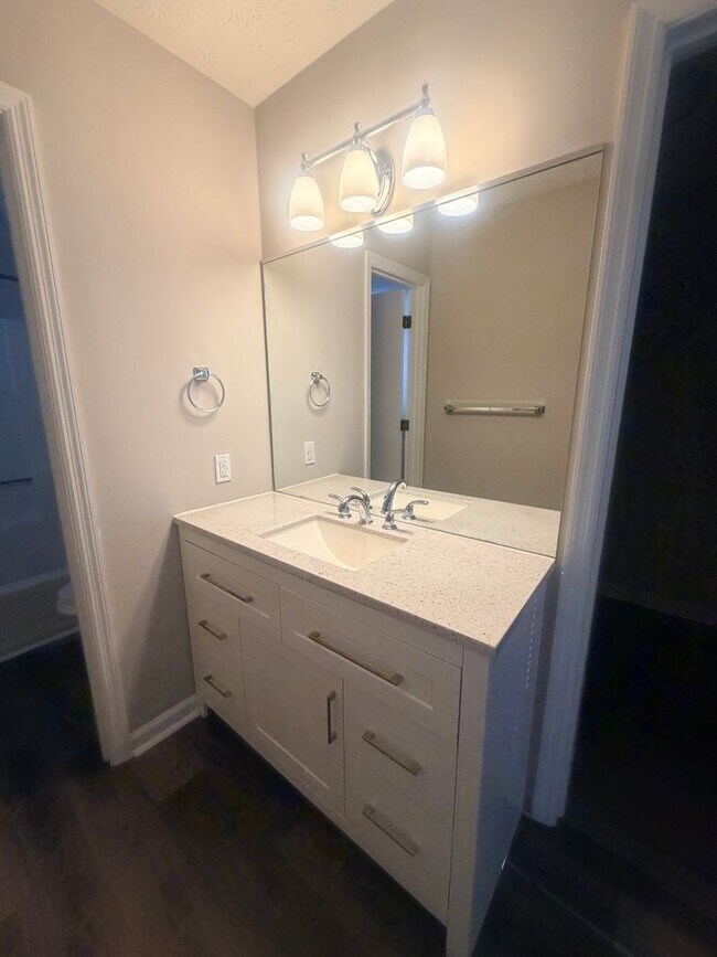 Building Photo - Fountain City rental available now