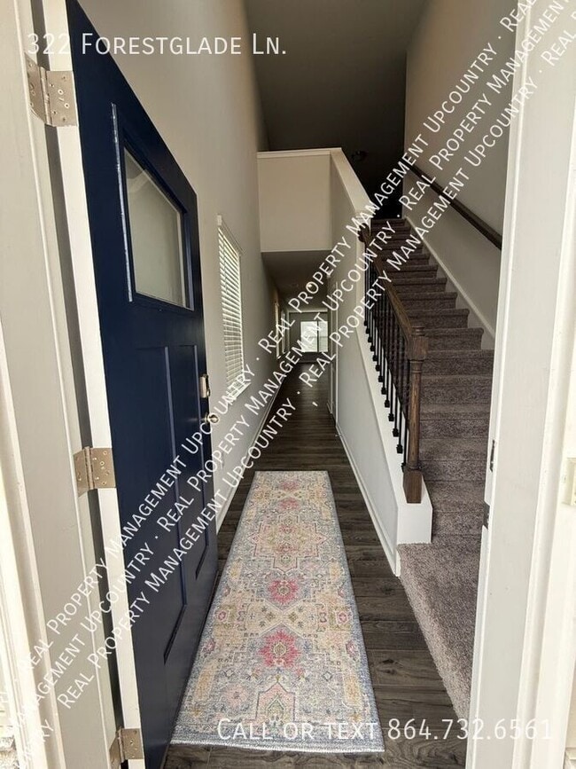 Building Photo - 322 Forestglade Ln