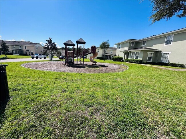 Building Photo - 2072 Cypress Bay Blvd