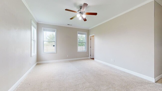 Building Photo - 4 Bedroom Home in Carolina Plantations!