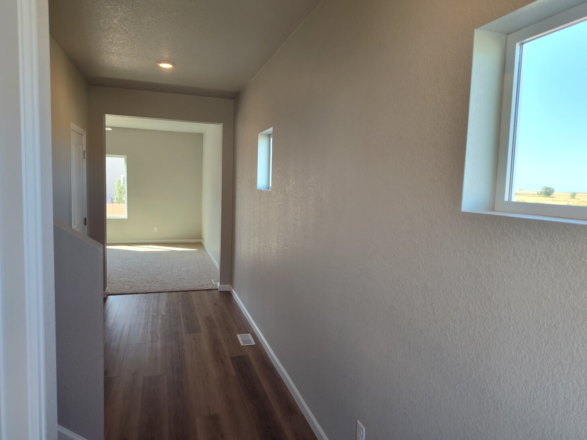 Building Photo - 7415 Dolores Ave