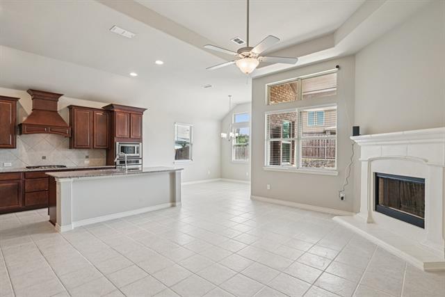 Building Photo - 924 Lake Cypress Ln